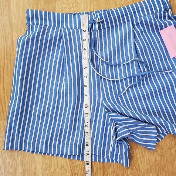 Riley & Rae Striped Shorts Sz Med - Picture 9 of 13